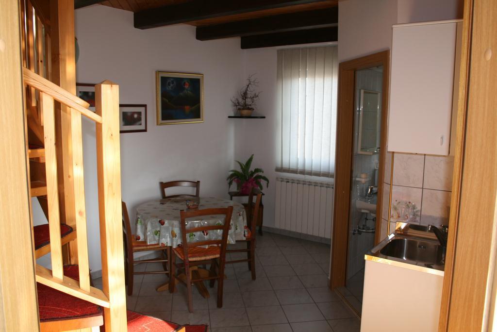 Apartment Pokrajac Rovinjsko Selo Room photo